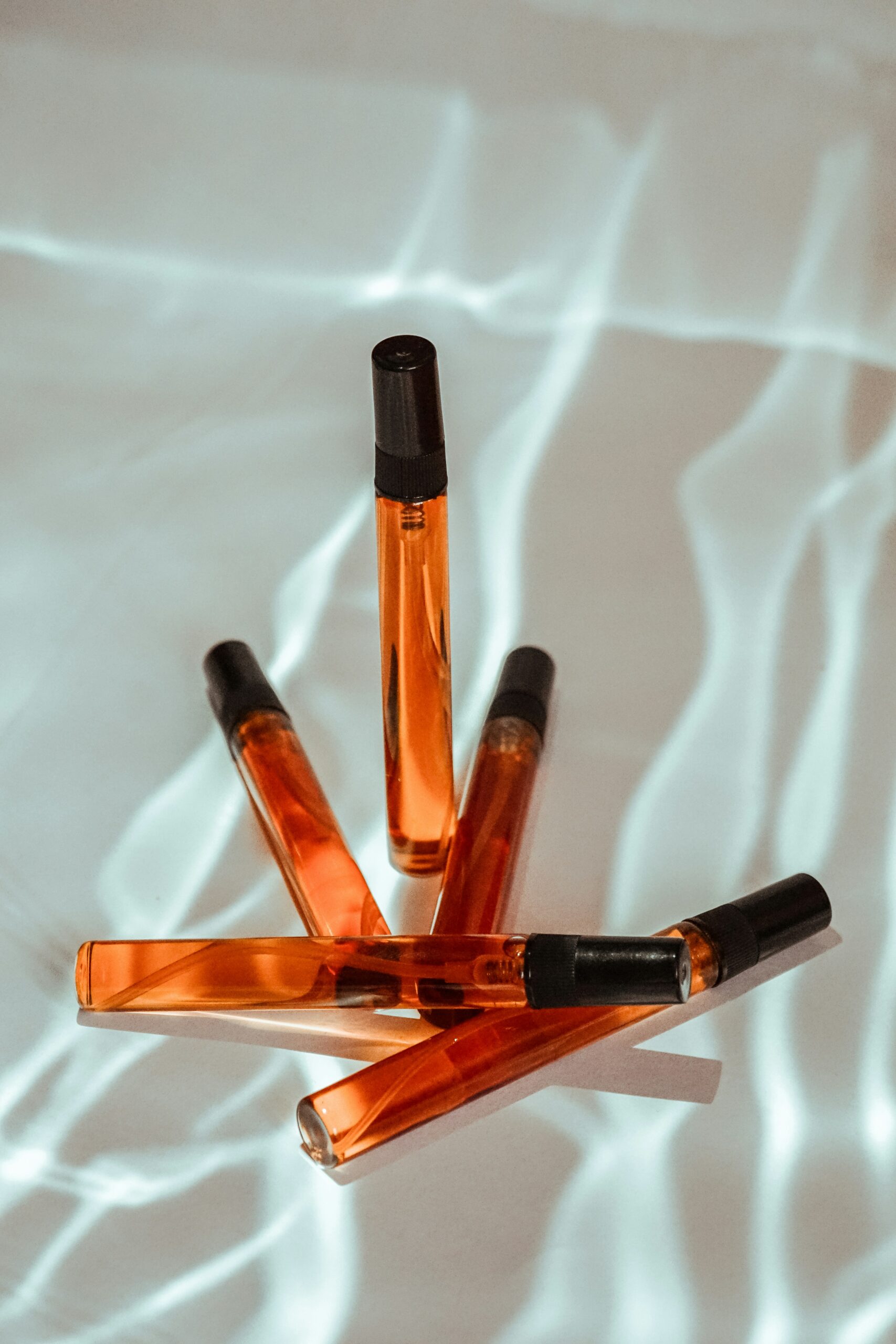 cristina pop XGjh flFZ3o unsplash scaled Tester vs mini-size